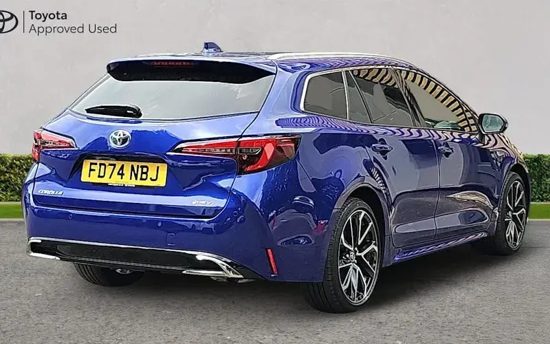 Used Toyota Corolla 196 HP (144 kW) 2025 Juniper blue Estate