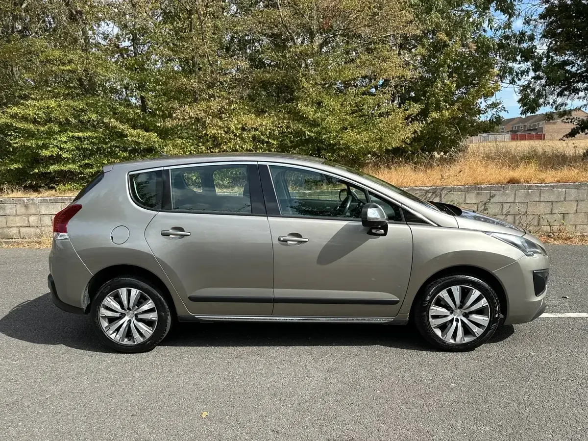 Used Peugeot 3008 Active 2016 Grey Hatchback