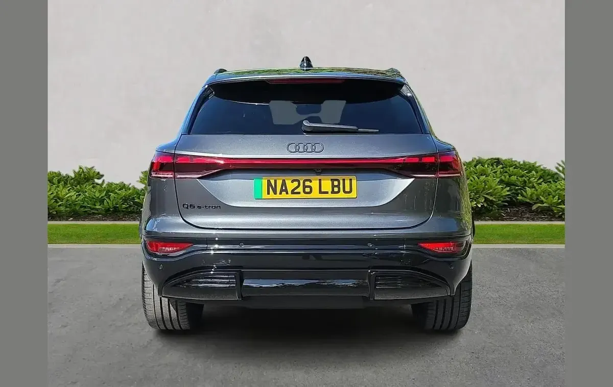 New Audi Q6 e-tron Performance 221 kW (301 HP) 2025 Other SUV
