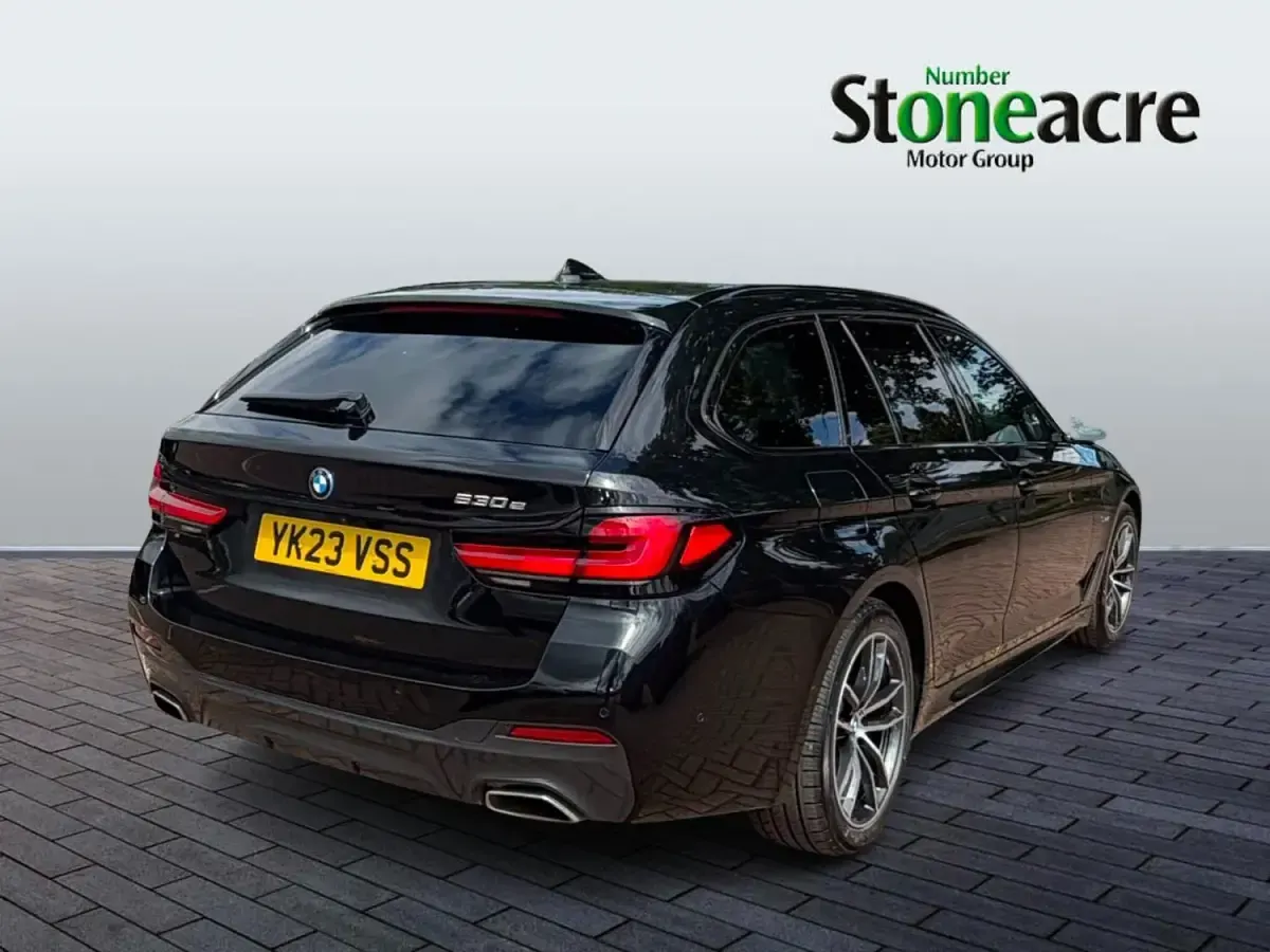 Used BMW 530e M Sport 292 HP (214 kW) 2023 Black Estate