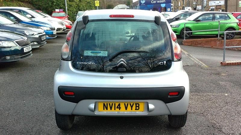 Used Citroën C1 68 HP (50 kW) 2014 Grey Hatchback