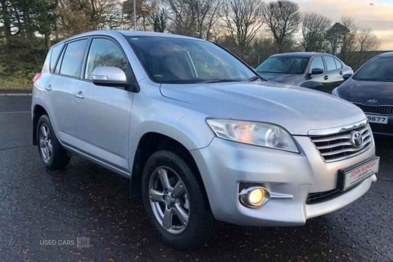 Silver/blue Used 2012 Toyota RAV4 Estate | £5,995 - Image 1/1