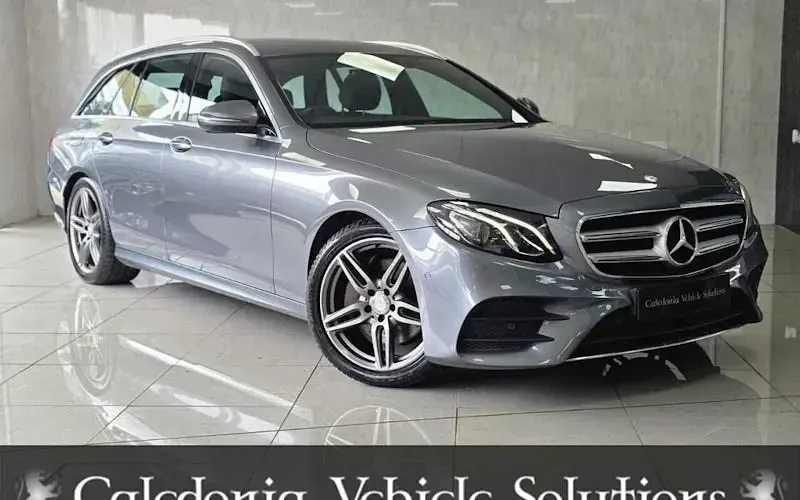 Käytetty Mercedes E220 AMG line 194 HP (142 kW) 2019 Farmari