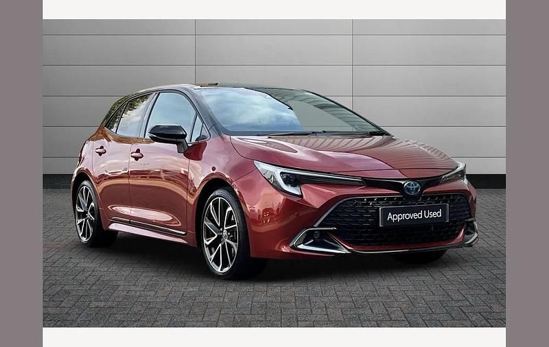 Other Used 2025 Toyota Corolla Hatchback | £27,995 (Expensive) - Image 1/2