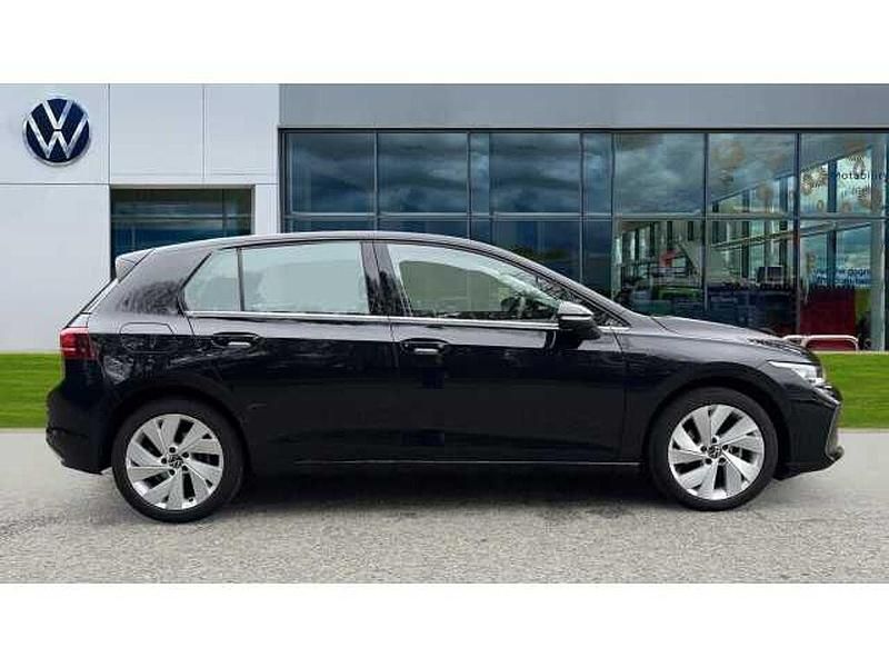 Used VW Golf VIII 204 HP (150 kW) 2025