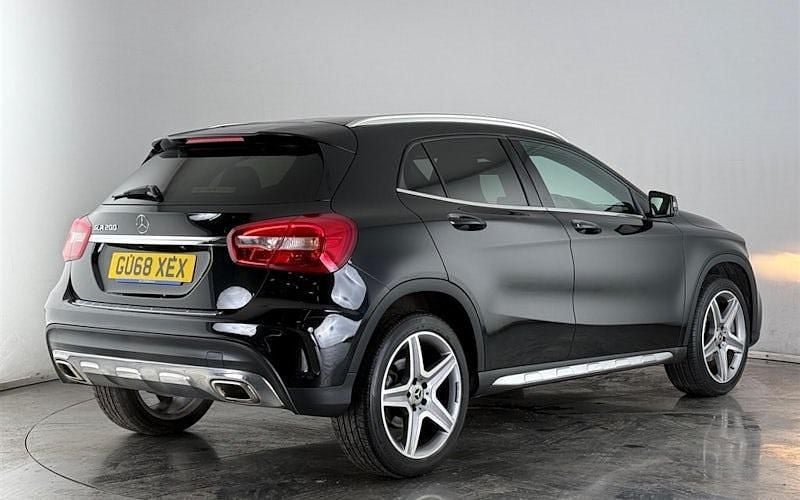 Used Mercedes GLA200 AMG line 156 HP (114 kW) 2018 Black SUV