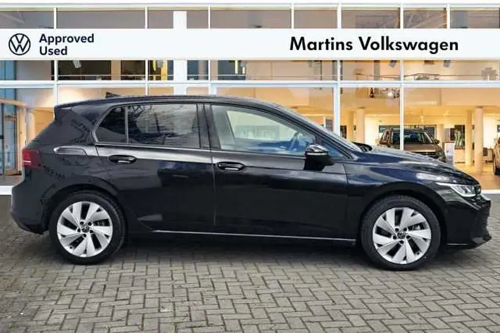 Used VW Golf VIII Match 204 HP (150 kW) 2025 Black Hatchback