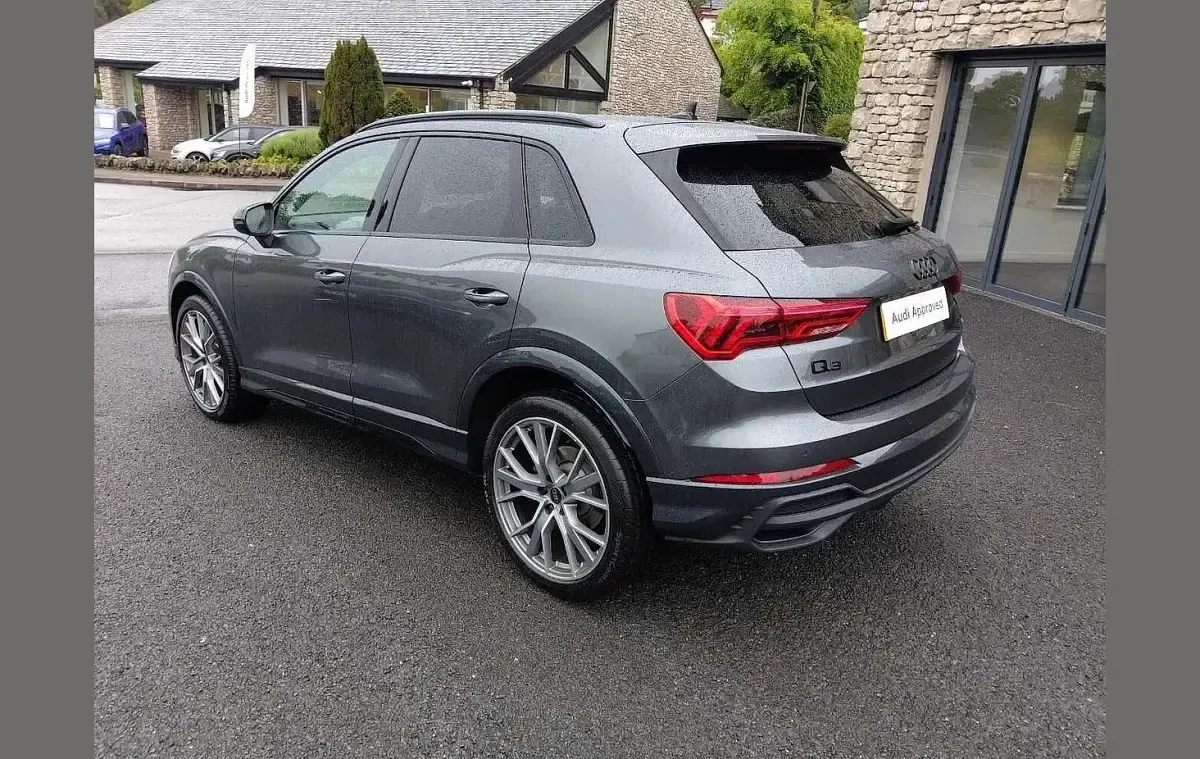 Used Audi Q3 Black Edition 150 HP (110 kW) 2024 Grey SUV
