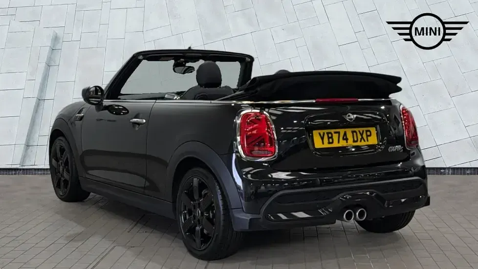 Used Mini Cooper S Classic 176 HP (129 kW) 2024 Black Hatchback