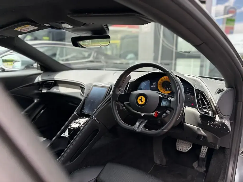 Used Ferrari Roma 620 HP (456 kW) 2021 Grey Coupe