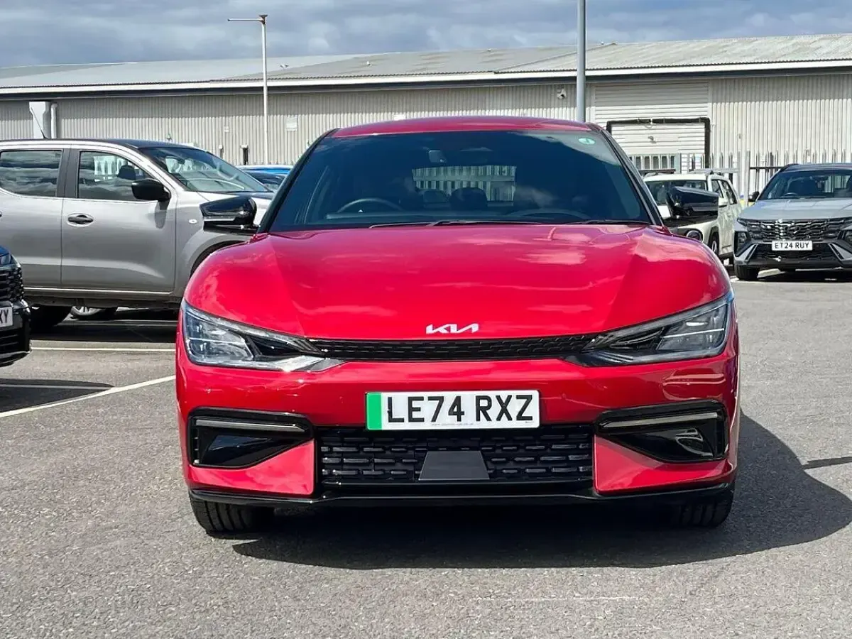 Begagnad Kia EV6 GT-Line 236 kW (321 HK) 2025 Röd SUV