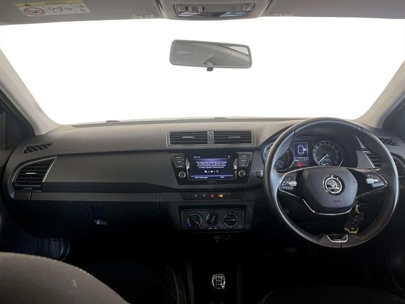 Used Skoda Fabia SE 60 HP (44 kW) 2021 Blue Hatchback