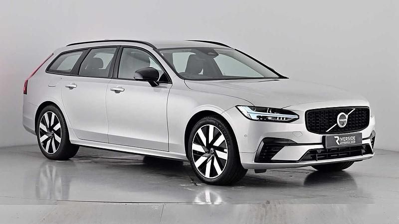Silver dawn New 2025 Volvo V90 Plus Estate | £44,490 (Good price) - Image 1/3