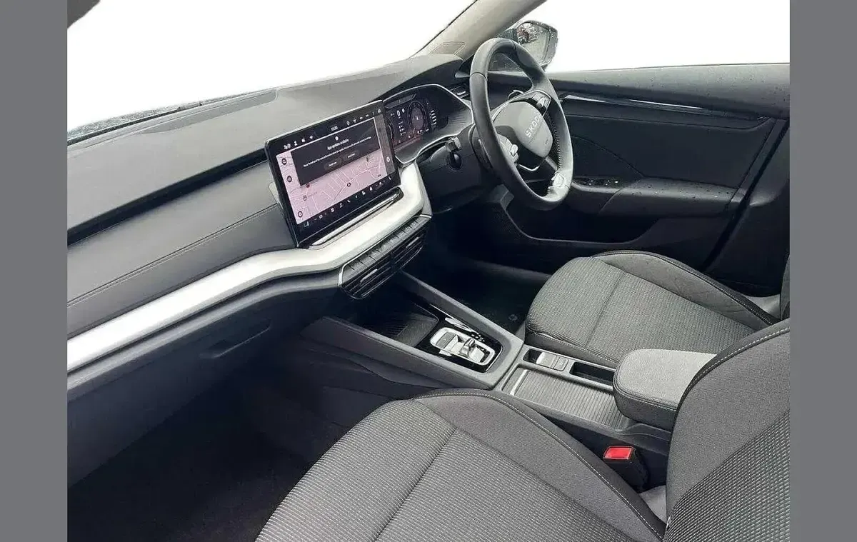 Used Skoda Octavia SE Technology 113 HP (83 kW) 2025 Graphite grey metallic Estate