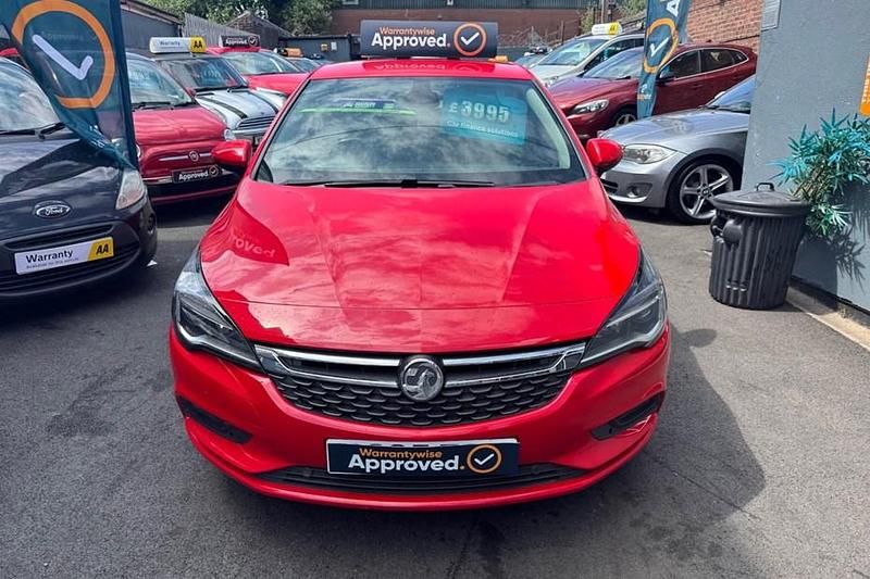 Red Used 2016 Vauxhall Astra Elite Hatchback | £2,995 (Super price) - Image 1/1