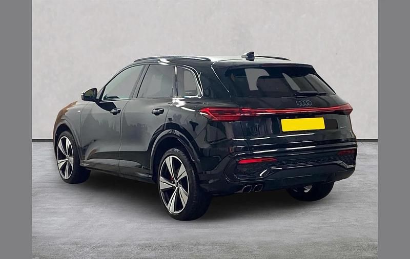 Used Audi Q5 Sportback Advanced 204 HP (150 kW) 2025 Black SUV