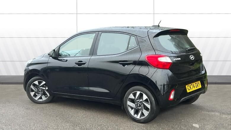 Used Hyundai i10 Advanced 63 HP (46 kW) 2024 Black Hatchback