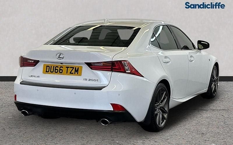 Used Lexus IS200t Sport Line 245 HP (180 kW) 2016 White Sedan