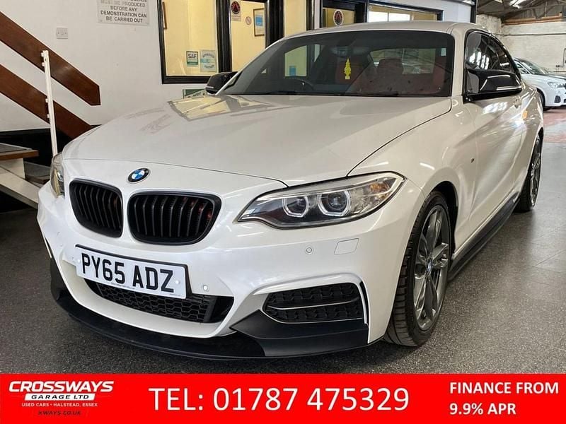 Used BMW M235 Comfort Edition 326 HP (239 kW) 2015 White Coupe