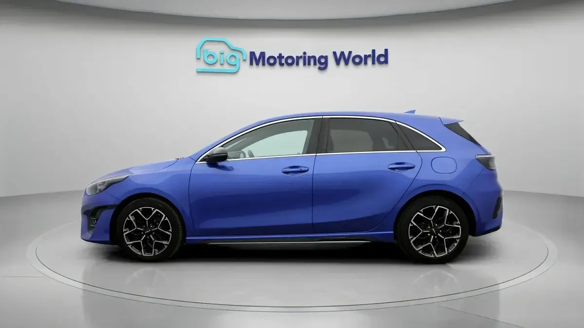 Used Kia Ceed GT-Line 160 HP (117 kW) 2022 Blue Hatchback