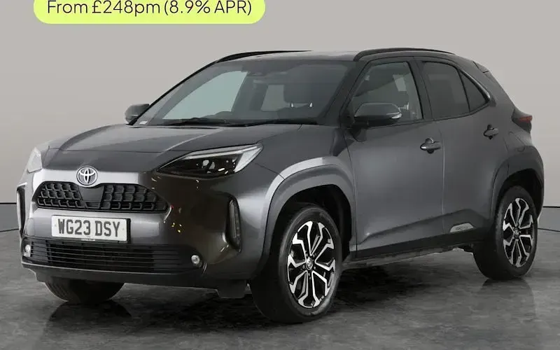 Used Toyota Yaris Hybrid Design 116 HP (85 kW) 2026 Estate
