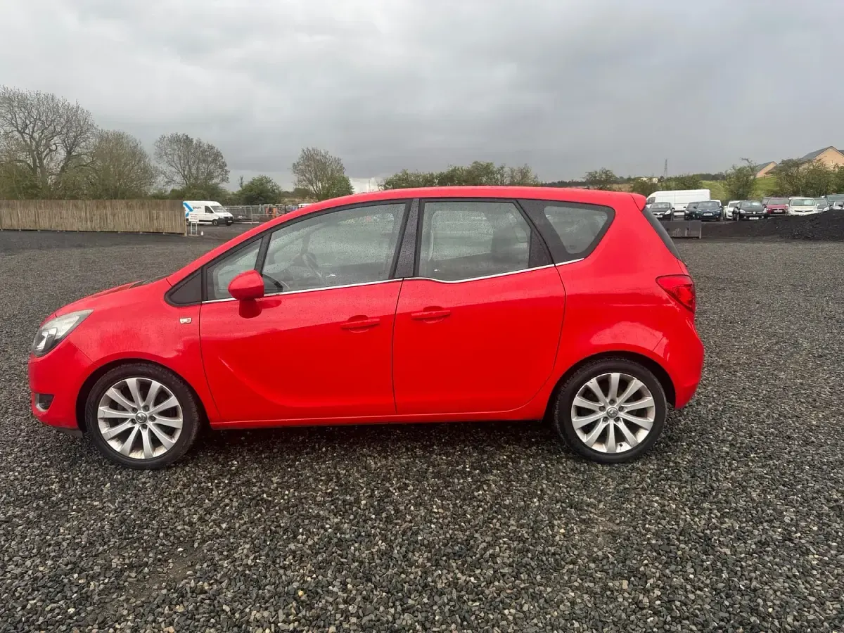 Used Vauxhall Meriva 2014 Red MPV