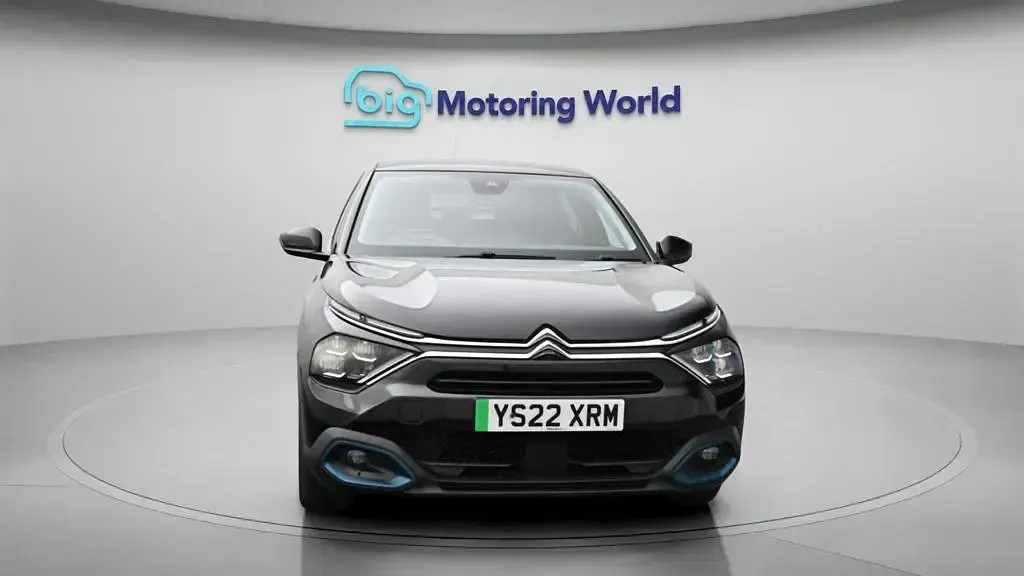 Used Citroën e-C4 Shine 100 kW (136 HP) 2022 Black Hatchback