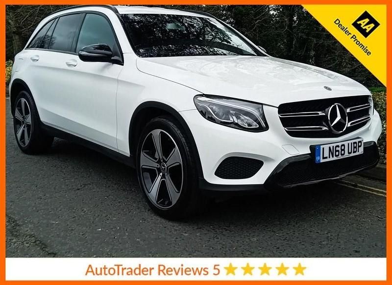 Used Mercedes GLC250 Urban 211 HP (155 kW) 2018 White Estate