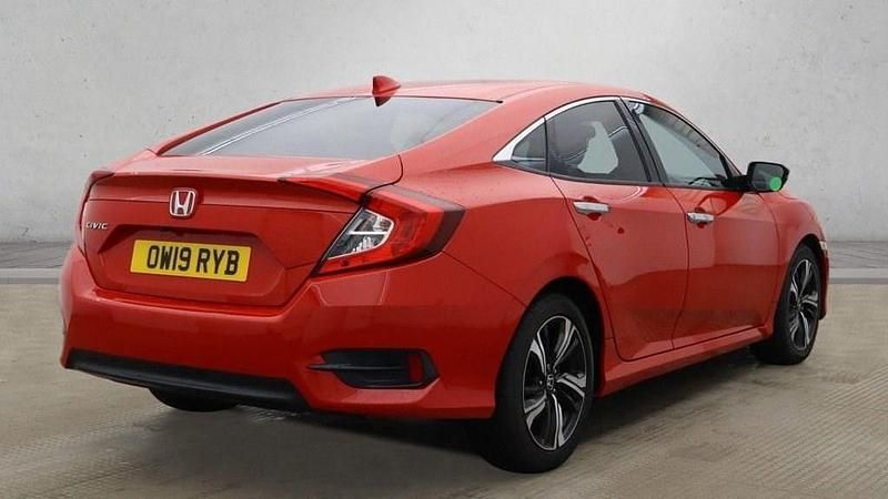 Used Honda Civic SR 126 HP (92 kW) 2019 Red Sedan