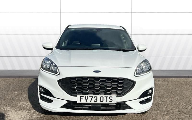 Used Ford Kuga ST-Line 150 HP (110 kW) 2023 White SUV