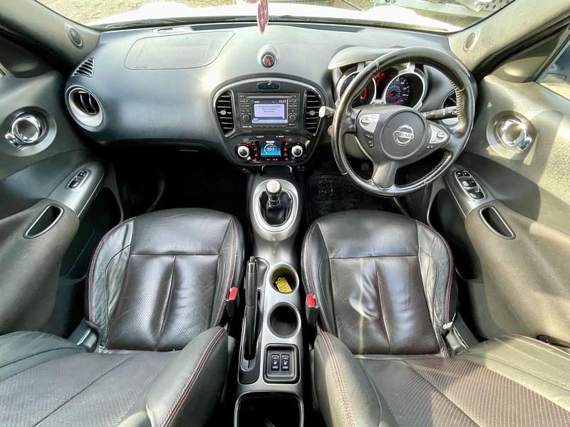 Used Nissan Juke Tekna 109 HP (80 kW) 2010 White SUV