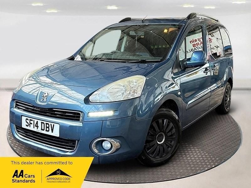 Begagnad Peugeot TePee S 2014 Blå Minibuss