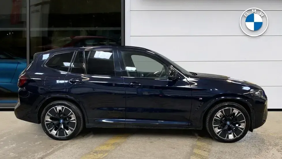 Used BMW iX3 M Sport 207 kW (282 HP) 2022 Black SUV