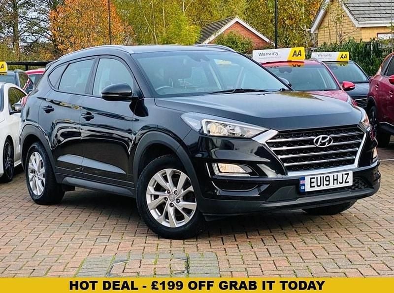 Black Used 2019 Hyundai Tucson SE SUV | £9,600 (Good price) - Image 1/4