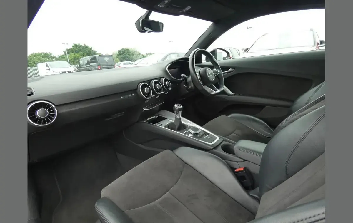 Used Audi TT Sport 180 HP (132 kW) 2016 Black Coupe