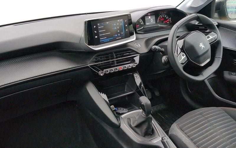 Used Peugeot 208 Active+ 75 HP (55 kW) 2023 Yellow Hatchback