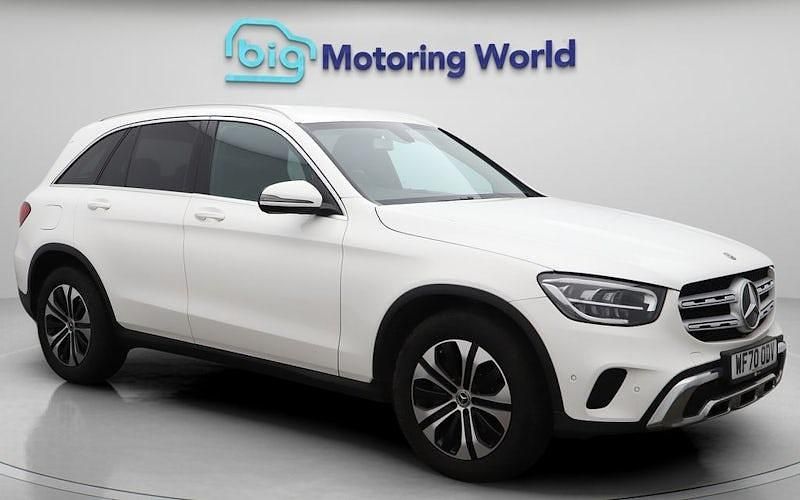 Used 2020 Mercedes 220 Estate | £21,500 (Good price) - Image 1/4