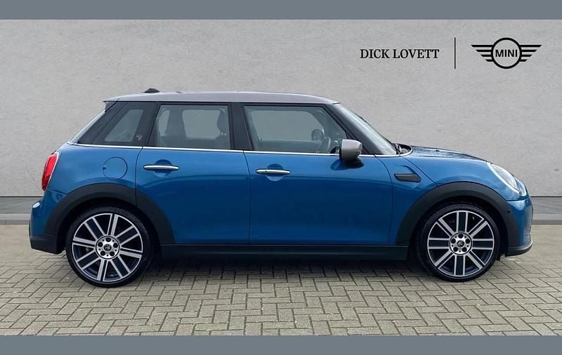 Used Mini Cooper Exclusive 134 HP (98 kW) 2022 Blue Hatchback