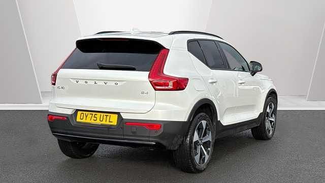 Used Volvo XC40 Plus 194 HP (142 kW) 2026 SUV