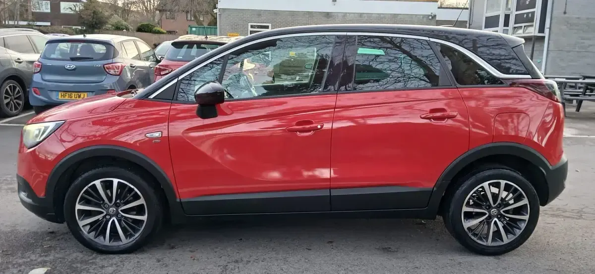 Used Vauxhall Crossland X Elite 110 HP (80 kW) 2018 Red SUV