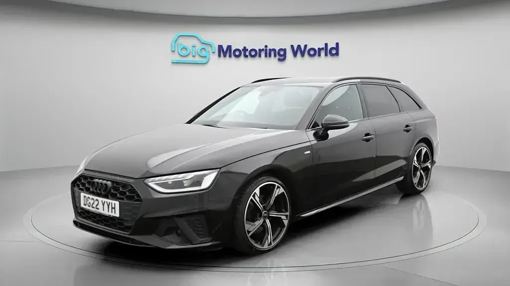 Usado Audi A4 Black Edition 150 CV (110 kW) 2022 Negro Familiar