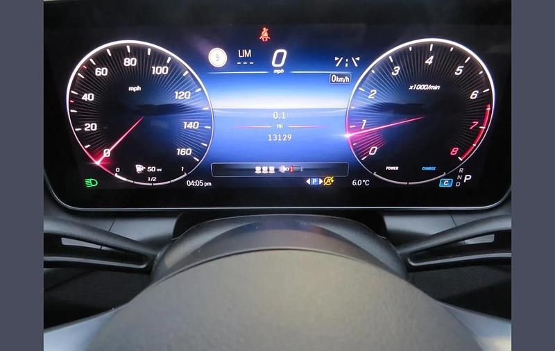 Used Mercedes GLC300e AMG Line Premium Plus 254 HP (186 kW) 2024 Silver SUV