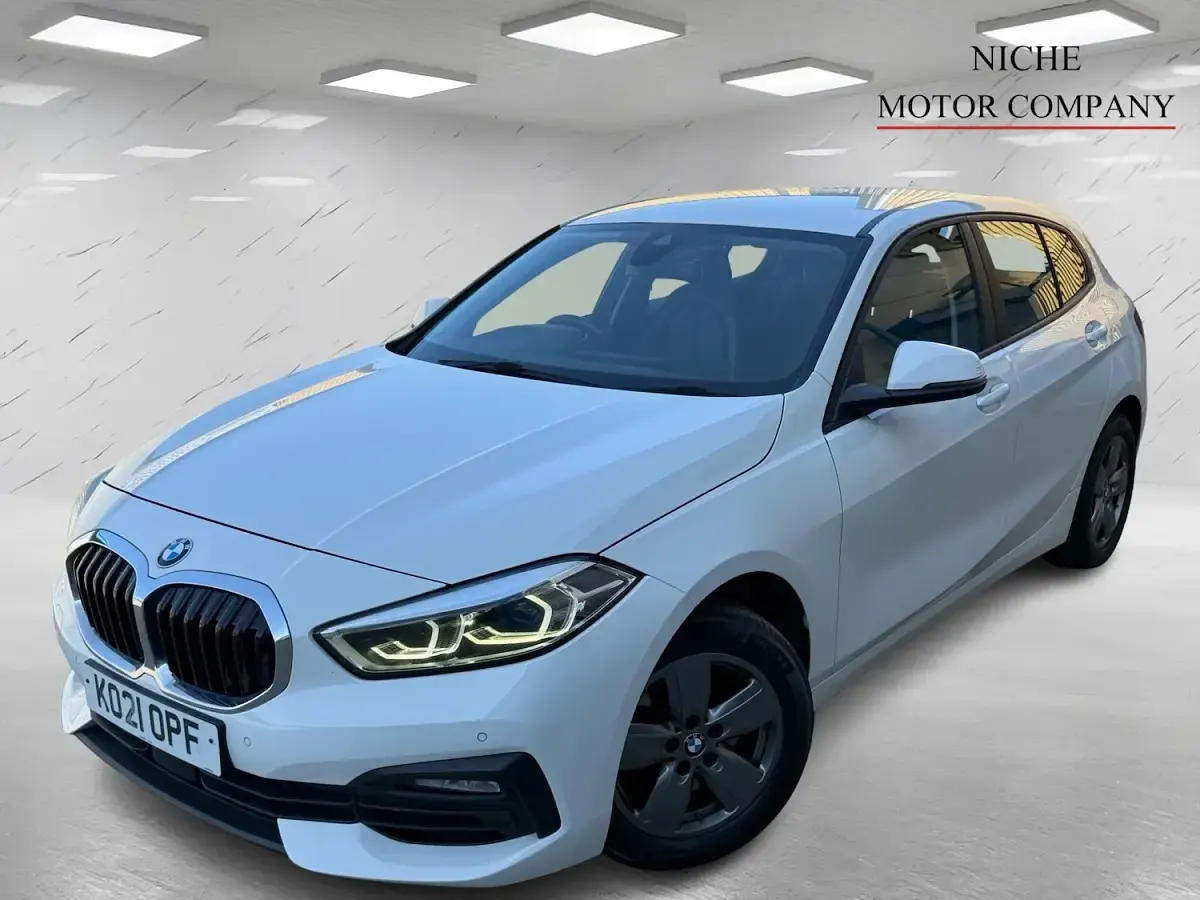 Used BMW 116 2021 White Hatchback