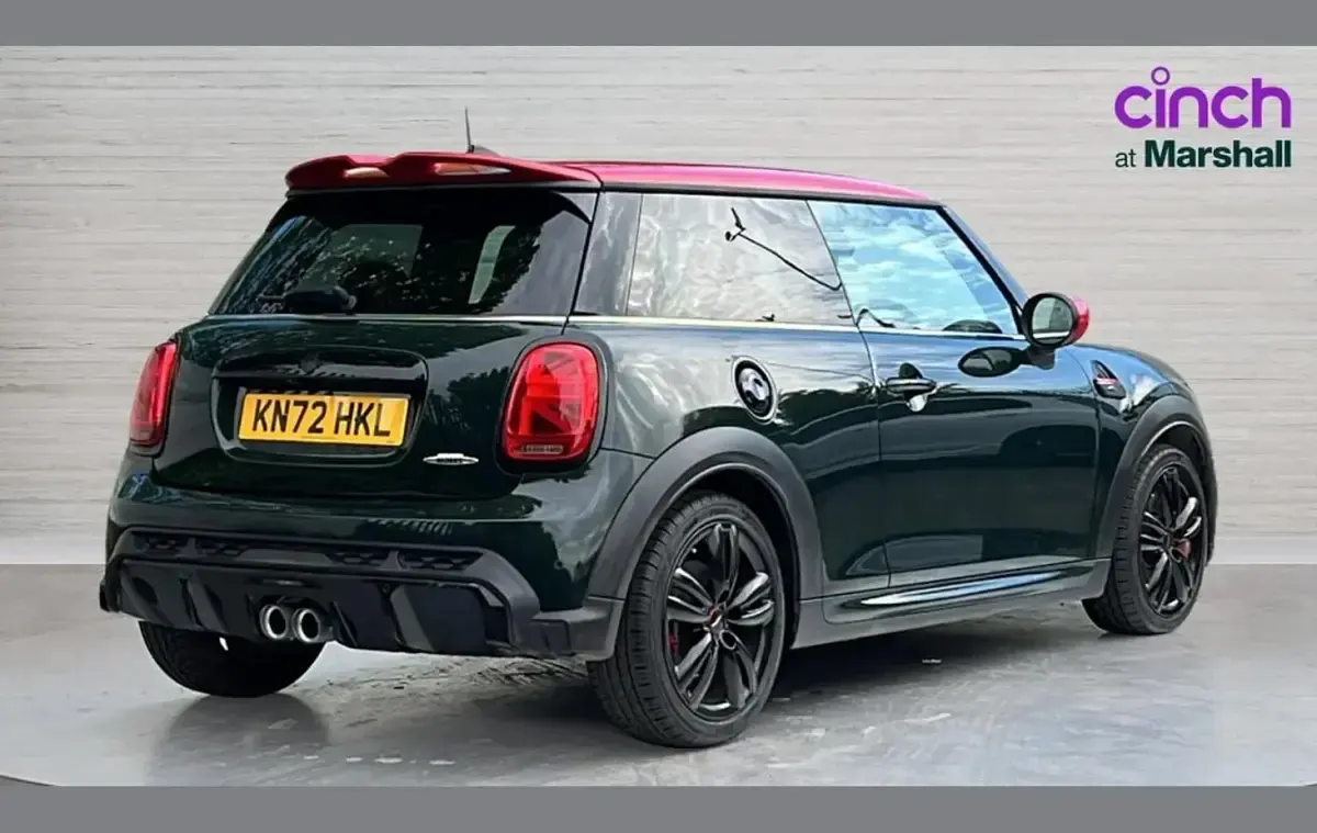 Usado Mini John Cooper Works 231 CV (169 kW) 2022 Verde Utilitario