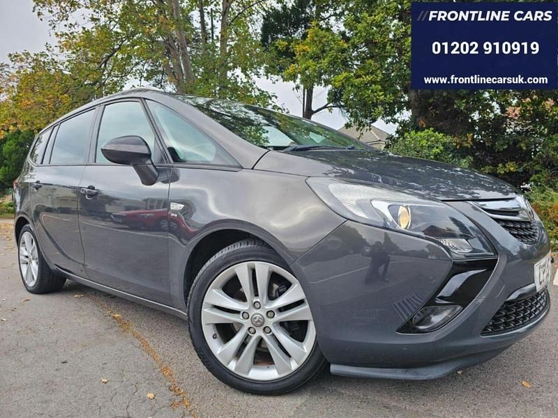 Grey Used 2015 Vauxhall Zafira Tourer SRi MPV | £5,995 (Fair price) - Image 1/4