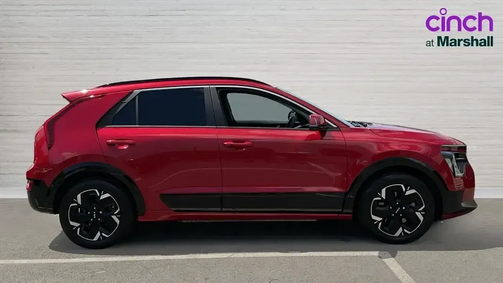 Used Kia e-Niro 147 kW (201 HP) 2024 Red SUV