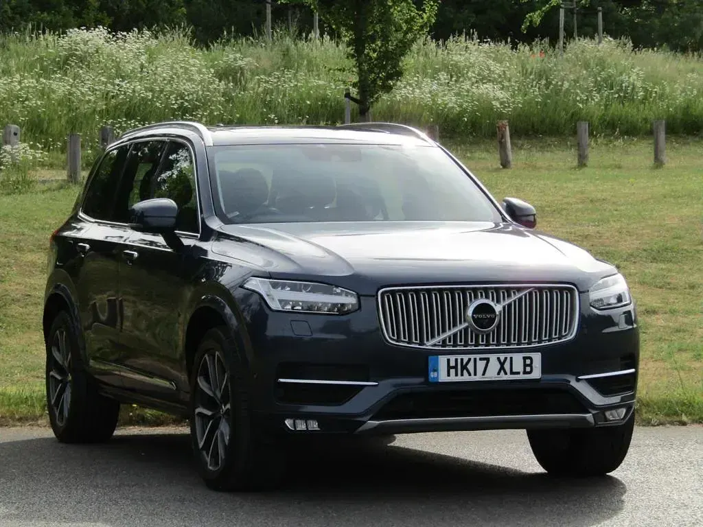 Used Volvo XC90 Inscription 2017 Blue SUV