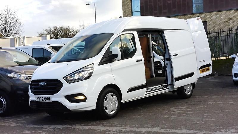Used Ford Transit Custom Trend 130 HP (95 kW) 2022 White Van