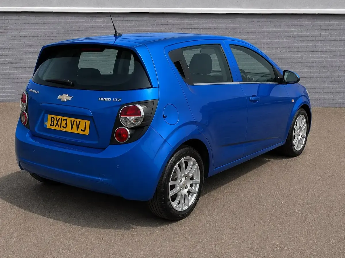 Used Chevrolet Aveo LTZ 2013 Blue Hatchback