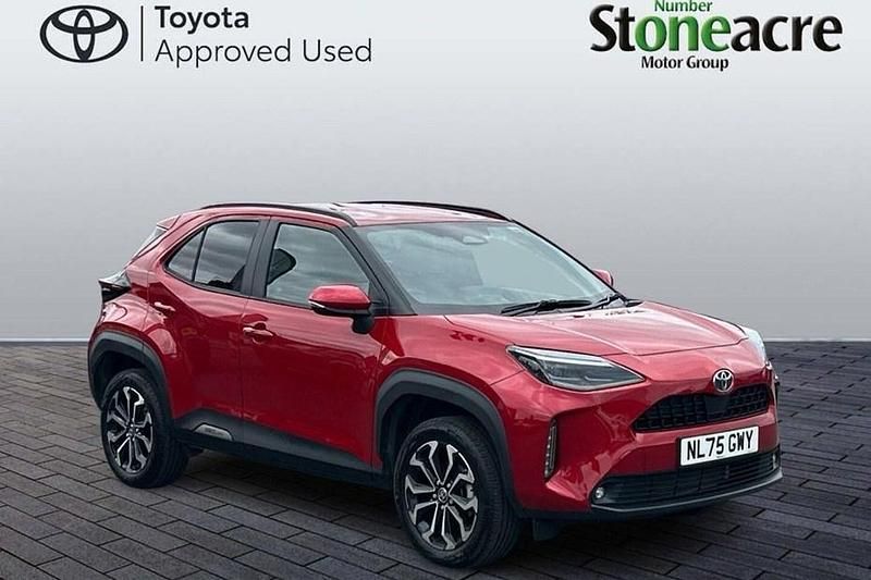 Used Toyota Yaris Hybrid Design 2025 SUV